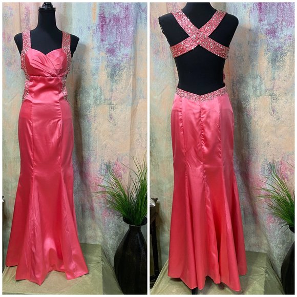 📌 Stunning Unique tailored Sexy Prom - Evening - Formal - Ball Dress / Beading - Picture 1 of 16